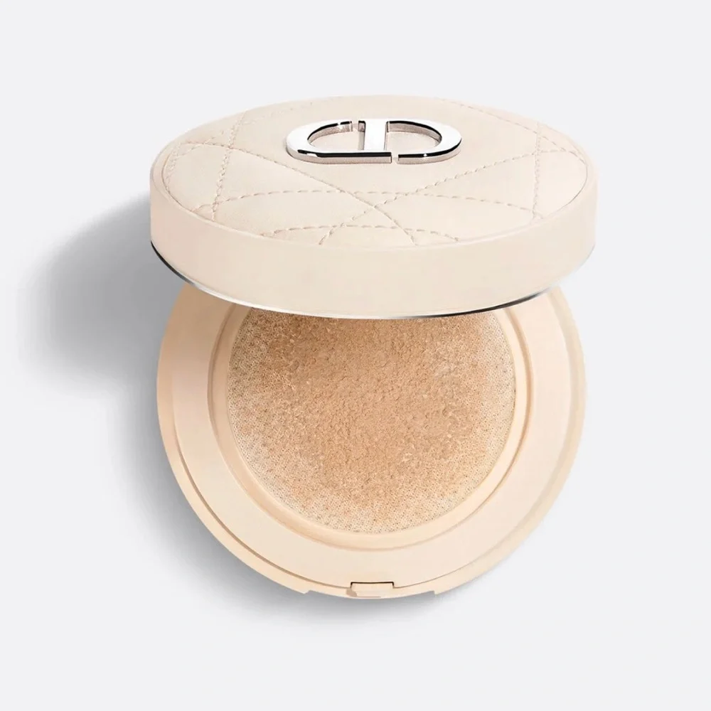 Dior Forever Cushion Powder Foundation